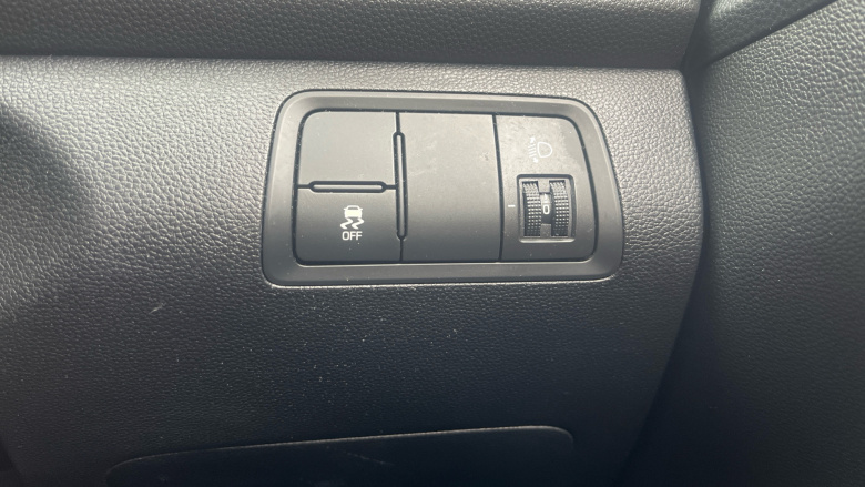 Hyundai i20 1.2 MPi S Connect 5dr Petrol Hatchback